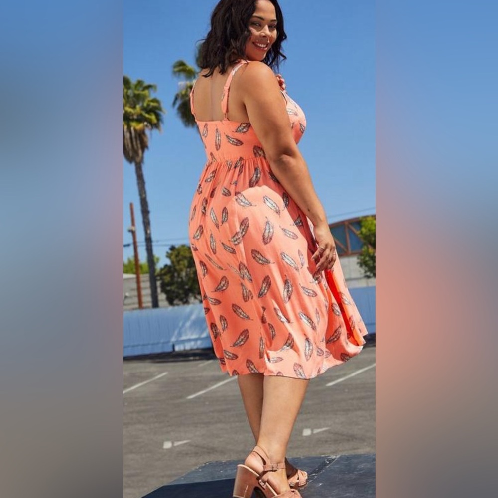 Torrid Cross Hatch Pinafore Midi Skater Dress Feather Coral Print Plus Size 1X - Picture 3 of 14